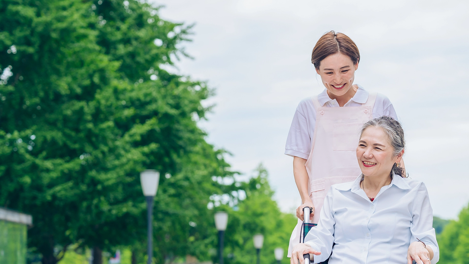 Senior Service in Bangkok